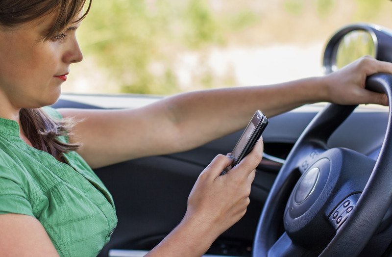 In Tr Nsito Uso De Celular Ao Volante Considerado Agravamento De