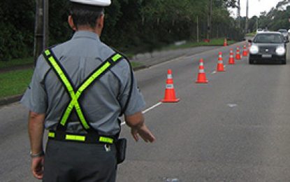 Contran suspende Resolução que determinava a identificação de agente de trânsito que aplicou multa